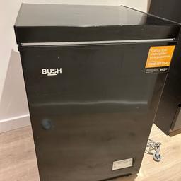 Bush BCFB99L Chest Freezer
No issues with it just scratches as shown in pictures. Do not need as I moved and have no space.
Dimensions Size
H85, W55, D55cm
Collection only
