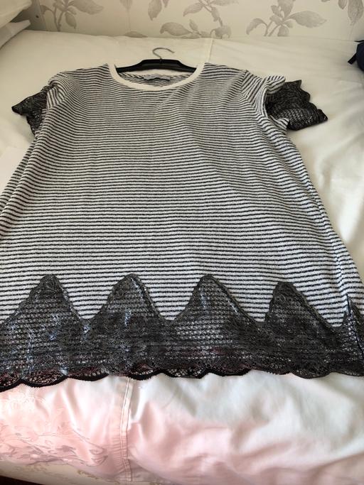 Buy & Sell Kent Dover - Photos for Per Una knitted top. Short sleeve size 14