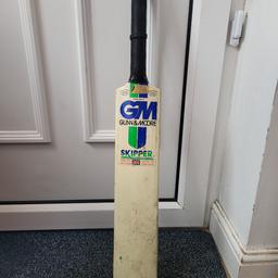 GM Cricket Bat 81cm long