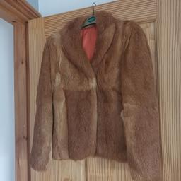 Used

From 1970's =vintage

No brand label

Real rabbit fur coat

Jacket

Women's

Size S

Lined

Blazer style

Clasp fastenings

Pockets

Item is just no longer required and selling on behalf of someone else

Collection only