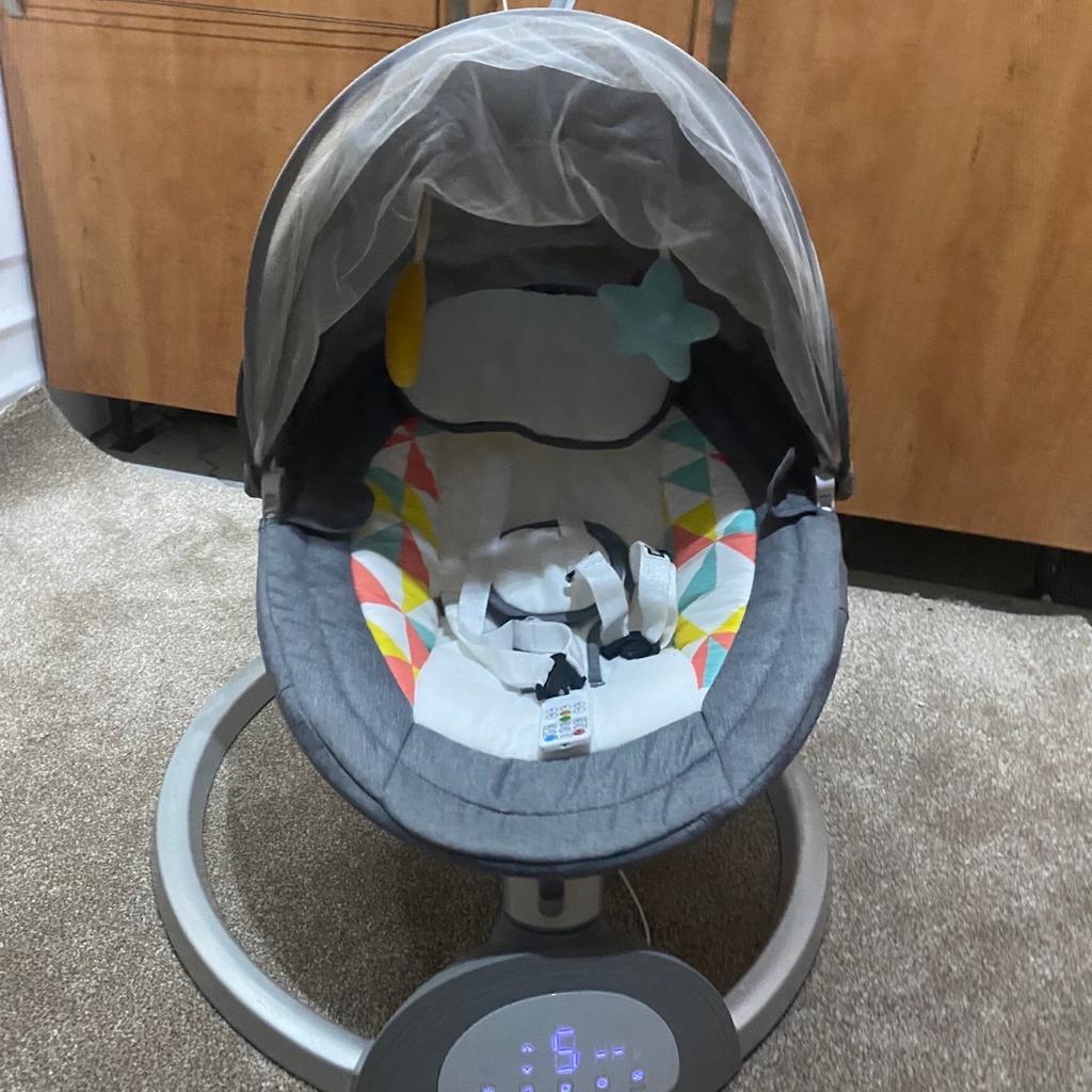 Baby Rocking Chair Electric Bluetooth Sleeping Cradle Bed Touch&Remote with different melodies of music