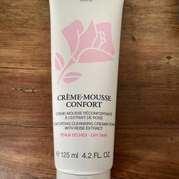 Full size cleanser.

New and sealed!