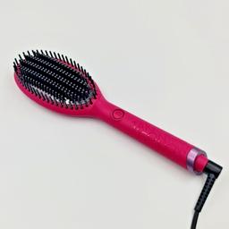 Brand New

ghd Glide Hot Brush Pink Edition - UK Plug

Spend more time in bed doing what you love the most thanks to the ghd glide, the first professional hot brush from ghd which tames and smooths dry hair quickly and effortlessly.

The ions within the brush eliminate frizz so hair is transformed in just a few quick strokes. The combination of high density short and longer bristles allow for large sections of hair to be styled and leaves salon smooth natural movement.

Perfect for second day hair, the ceramic technology with ioniser heats up the brush consistently to the optimum styling temperature of 185ºC for guaranteed healthier looking hair.

Includes:

Orchid Pink ghd Glide Hot Brush

Stylish Heat-Resistant Styler Bag

Key Features:

- Exclusive ghd pink collection, the orchid pink edition

- Soft-touch heat-resistant bag.

- Ceramic technology and an ioniser

- Automatic sleep mode after 60 minutes

- Long 2.7m cable.

- UK three-pin plug
