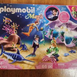 Playmobil Magic
Unterwasserwelt Set,
Muschel mit Nachtlichtfunktion!
es sind noch ein paar extra Figuren dabei.