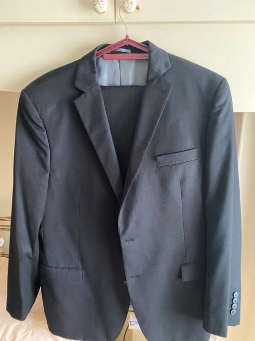 Buy & Sell Gloucestershire Gloucester - Photos for Men’s Suit + Free Waistcoat - Black - Large