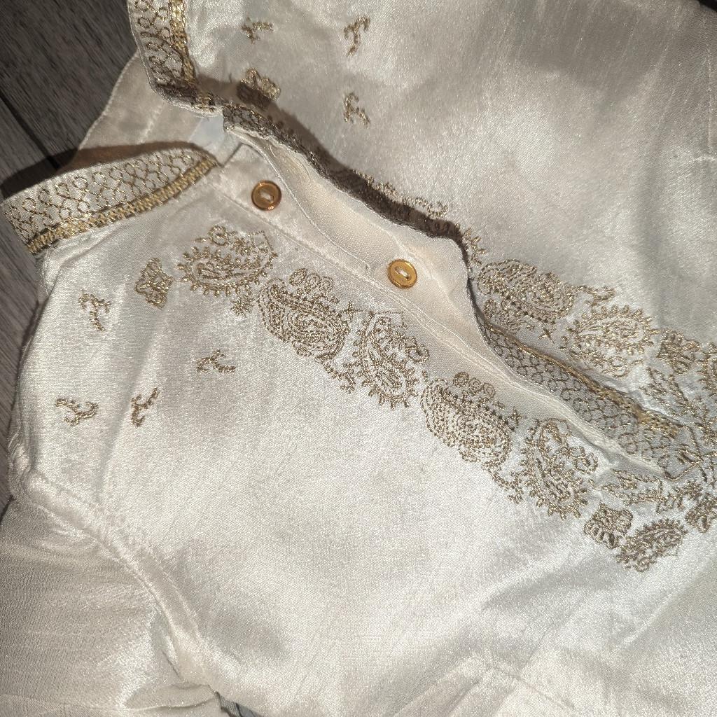 Baby boy NEXT kurta top. Bought from Next for a wedding. Worn a few hours. Gorgeous gold colour with details. 3-9months. Collection only bd2