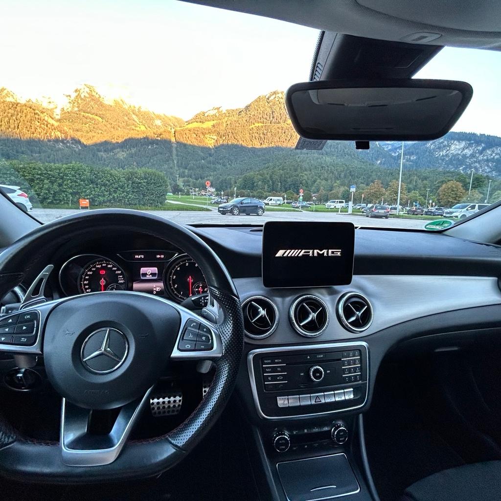 Verkaufe mein Mercedes-Benz CLA 180 mit folgender Ausstattung:
-AMG Line. AMG Styling 7G-DCT
-KEYLESS-GO Start-Funktion
-Chrom-Paket (Schwarze Folie)
-TEMPOMAT mit variabler Geschwindigkeitsbegrenzung -Limiter
-Klimatisierungsautomatik
-Audio 20 CD inklusive Vorrüstung für Garmin MAP PILOT -Garmin Navigation 2019 -Aktiver Brems-Assistent
-LED High Performance-Scheinwerfer
-Media-Displ mit Bildschirmdiagonale von 20,3 cm -Vorrüstung für Remote Online
-Park-Pilot mit PARKTRONIC -Lenkrad-Schalttasten
-Kneebag für Fahrer
-Sportfahrwerk mit Tieferlegung
-DYNAMIC SELECT -Start-Stop Funktion
-ATTENTION ASSIST
-AMG Grill (2020) -Sport-Direktlenkung mit geschwindigkeitsabhängiger
Lenkkraftunterstützung
-Sitzheizung
Schäden
-Tür and der Beifahrerseite wurde 2021 durch ausparken am Garagentor angekratzt, Schaden ca. 450€ wurde sofort behoben. Sonst leichte Gebrauchsspuren, keine weiteren Schäden gehabt.
-Vorbesitzer 3 (Autohaus CZ, und 2x Autohaus DE, ) -Im Besitz seit Mai 2020
-Preis VB