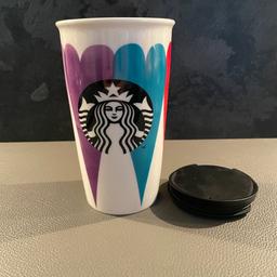 Nie benutzter Kaffeebecher von Starbucks.
Bunt, Herzen
Zzgl Versand oder Abholung