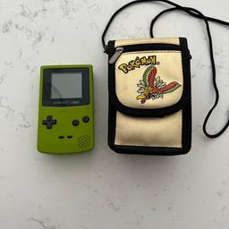 Nintendo game boy 
Colour green

Fantastic condition 
Retro 
20+ years old 

Comes with 5 games 
Including Pokémon gold 

Also includes original gold Pokémon game boy case.. 

Collectors item