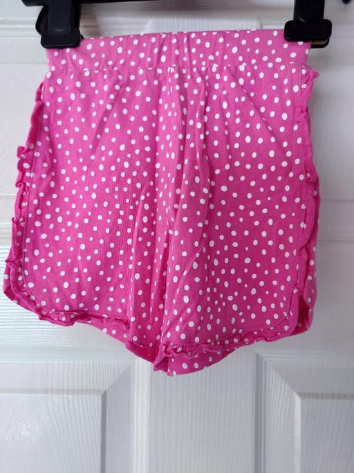 Buy & Sell Leicestershire Charnwood - Photos for Girls pink spotty shorts size 1½-2 years