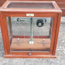 laboratory balance scales in wood glass case vintage

W & J George & Becker Ltd
NIVOC

Will consider sensible offers.

Pick up only unless you organise courier.