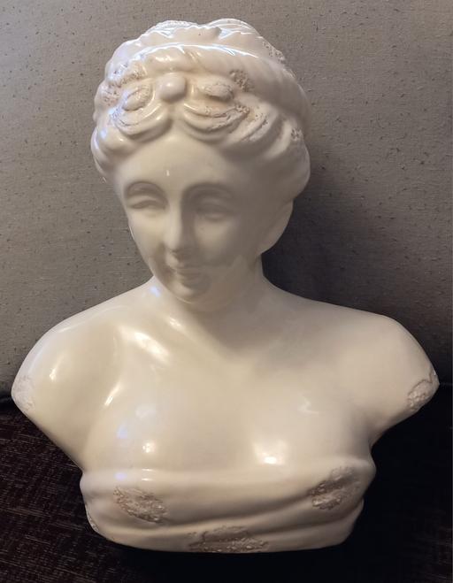 Buy & Sell Merseyside Saint Helens - Photos for large glazed pottery lady bust