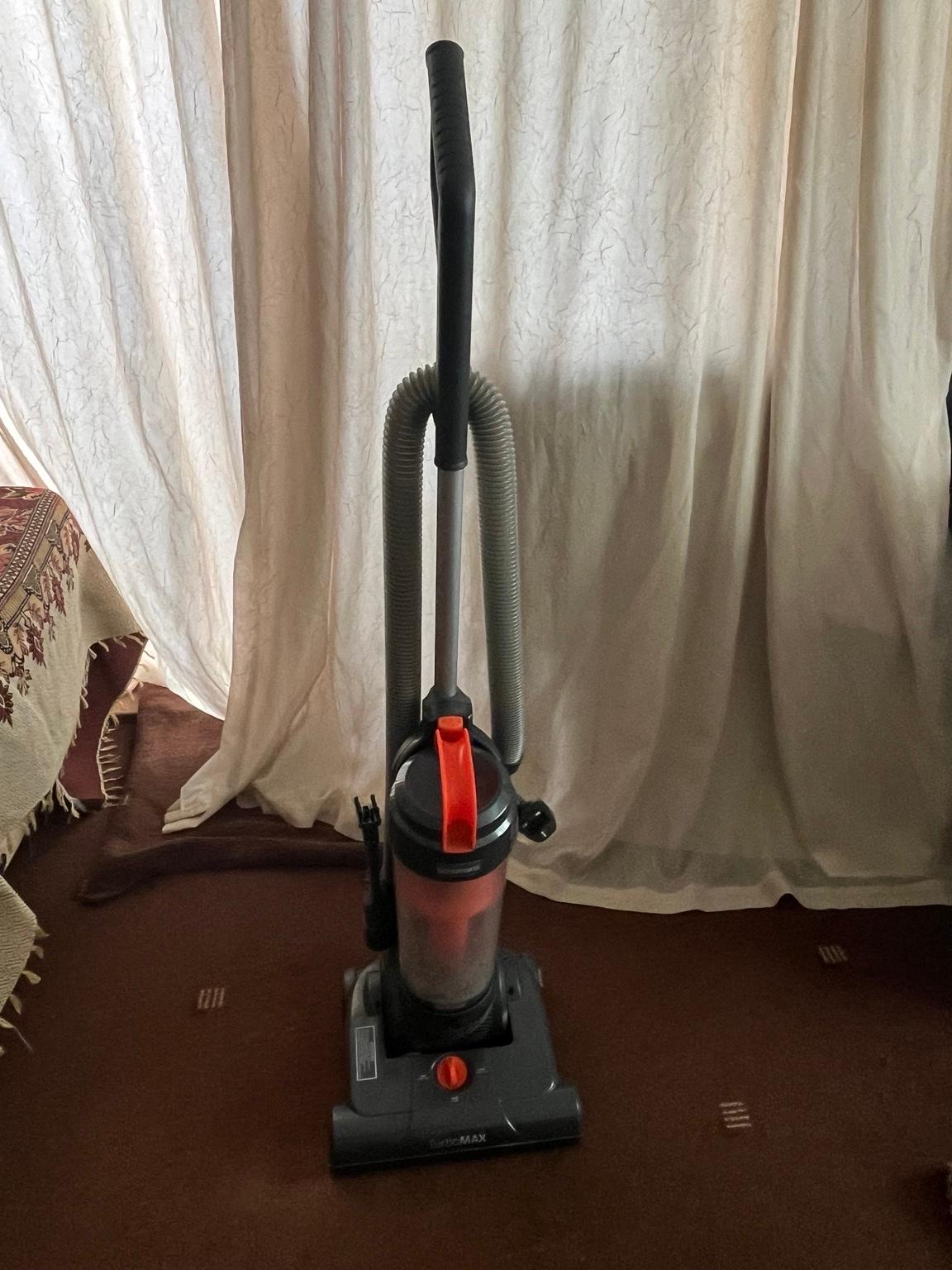 Goodman Turbo Max Upright Vacuum cleaner in E11 London for £30.00 for sale Shpock