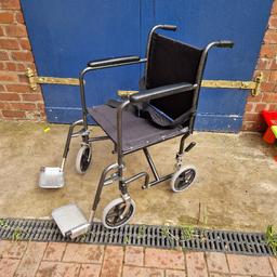 lightweight wheelchair
limit: 100kg