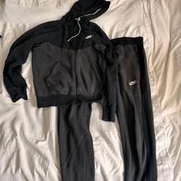 Nike Hybrid full tracksuit Hoodie Size S bottoms size M very good condition RRP £129.99