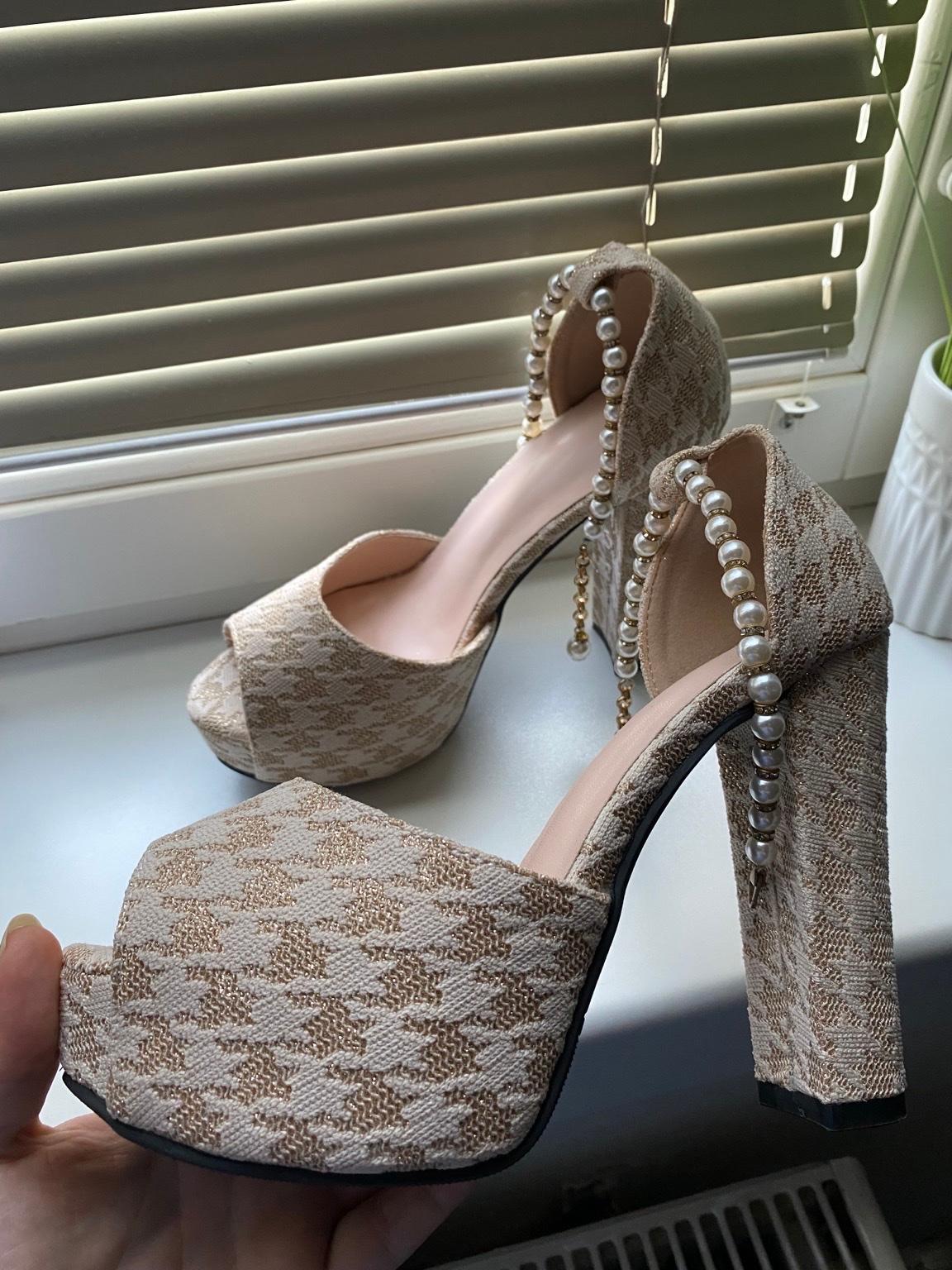 Pumps/Absatz High Heels in 1130 Wien für 20,00 € zum Verkauf Shpock DE