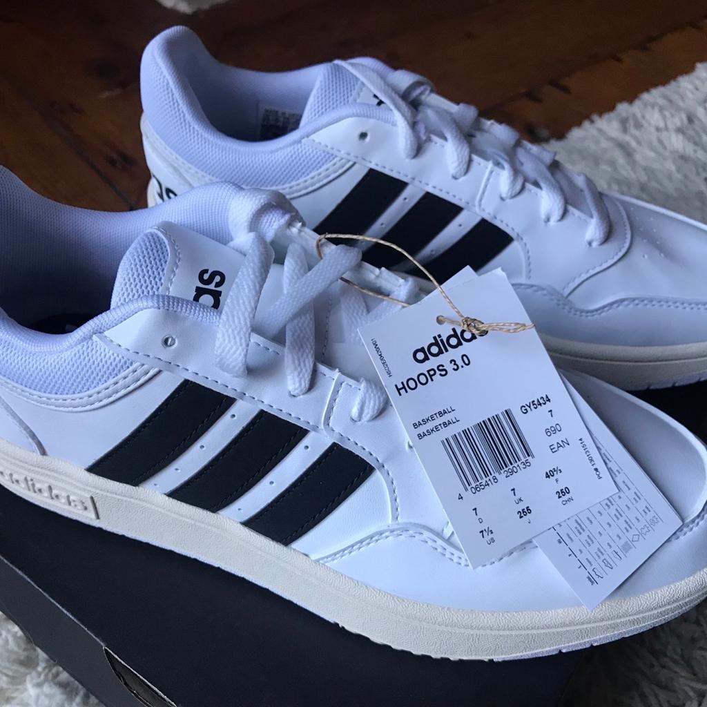 Brand New & Boxed with Tags
Adidas White Trainers
Adidas Hoops 3.0 Basketball
White with Black Stripes
Retail Price - £54.99
Can deliver locally for free