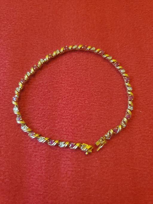 Buy & Sell Hampshire Southampton - Photos for 9ct gold natural rubies & diamonds bracelet