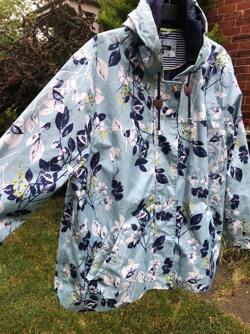 Buy & Sell West Yorkshire Kirklees - Photos for Gorgeous floral waterproof jacket 24