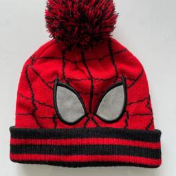 Primark Marvel Spiderman bobble hat in very good condition. Designed for boys, this Medium sized hat is suitable for boys and teens. Postage available to any location in the world from trusted seller - selling successfully online since 2011. Please contact with any queries. All questions answered and offers considered.