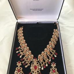 Designer bridal Asian jewellery by Kyles collection in original packaging and excellent condition as only worn for a few hours. Over £1,500 paid for the complete set. Made with crystallised Swarovski. 

Collection only. From a smoke and pet free home.