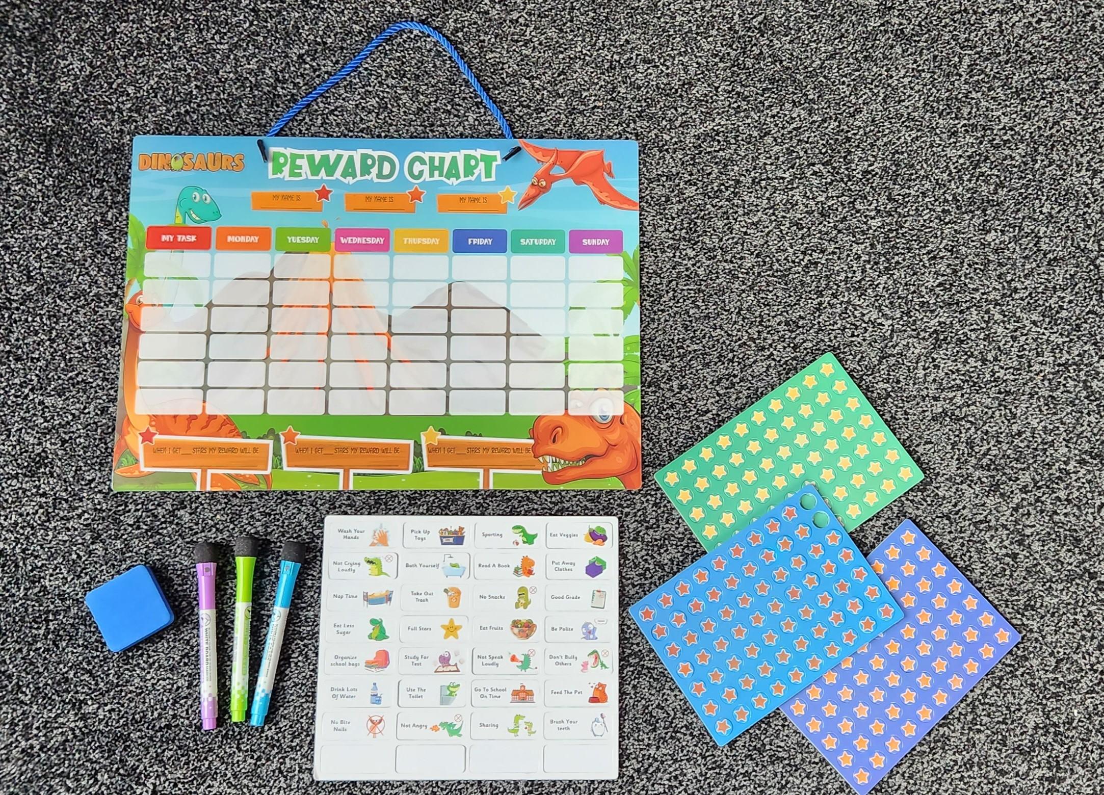 Dinosaur Themed Magnetic Star/Reward Chart in BL4 Kearsley für 8,00 ...