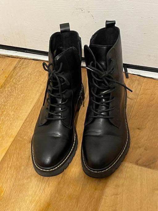 Buy & Sell West Midlands Birmingham - Photos for Ladies Black Leather Winter Boots size 37