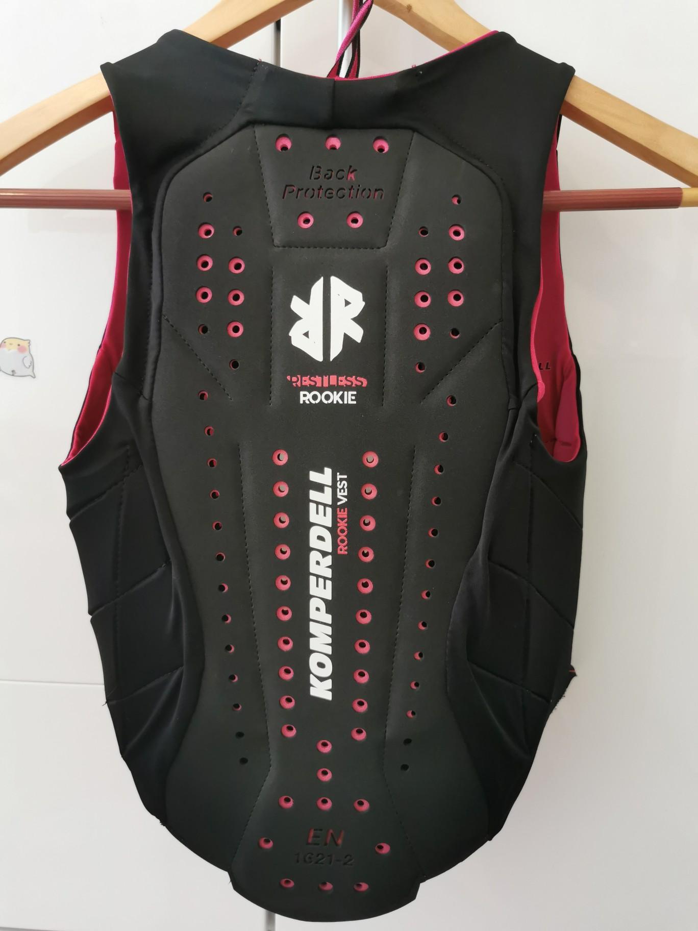 Rücken Protector in 6263 Fügen für 60,00 € zum Verkauf | Shpock DE