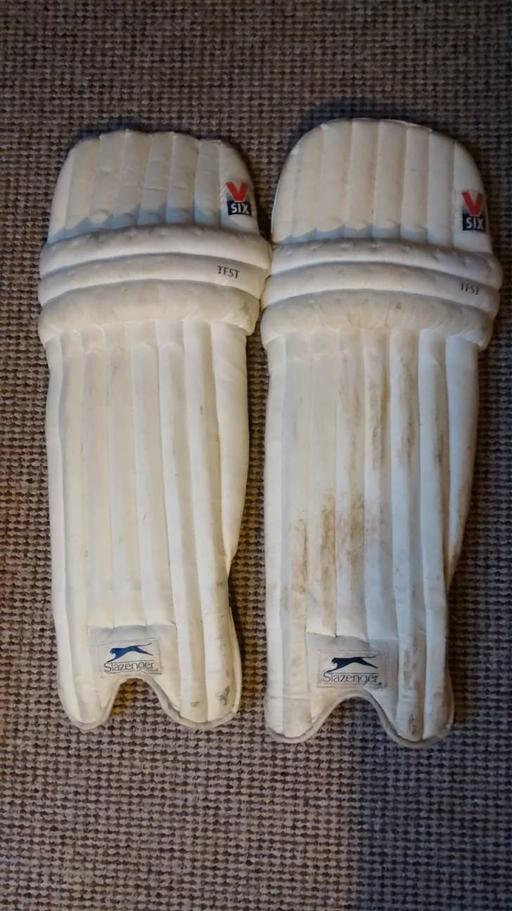 Buy & Sell Lancashire Pendle - Photos for Cricket pads