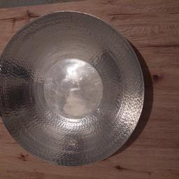 Silberne Metall Dekoschale
Durchmesser 48,5cm