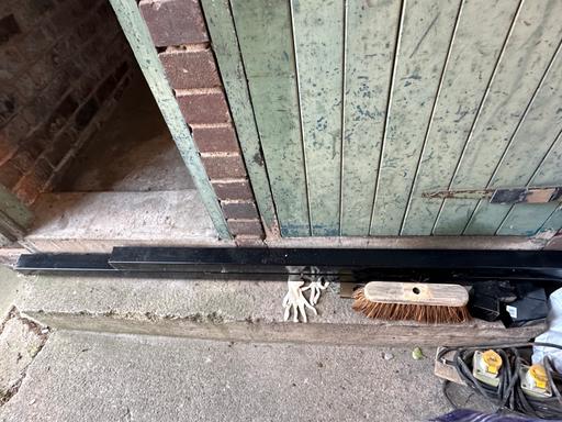 Buy & Sell West Midlands Wolverhampton - Photos for 2 pieces of Black down pipe