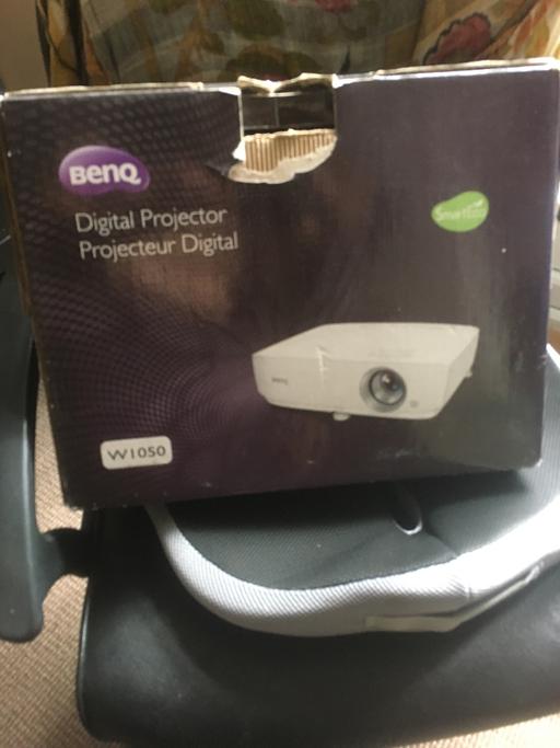 Buy & Sell North London Holloway - North London - Photos for Benq digital projector w1050