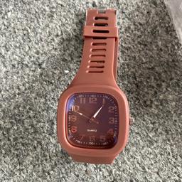 Quartz watch
Brown ladies or gents

Brand new
Available for collection Blackpool or postage