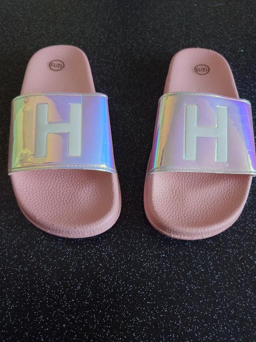 Buy & Sell Leicestershire Charnwood - Photos for Girls pink sliders size 12/13