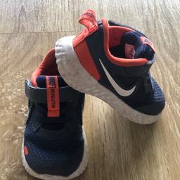 Verkaufe Nike-Schuh Größe 21 (sind klein geschnitten) in gutem Zustand