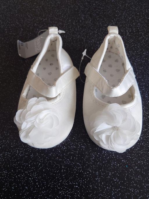 Buy & Sell Leicestershire Charnwood - Photos for Baby girls white shoes size 9-12 months