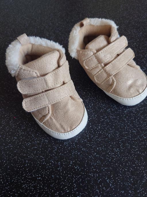 Buy & Sell Leicestershire Charnwood - Photos for Baby girls boots size 6/9 months