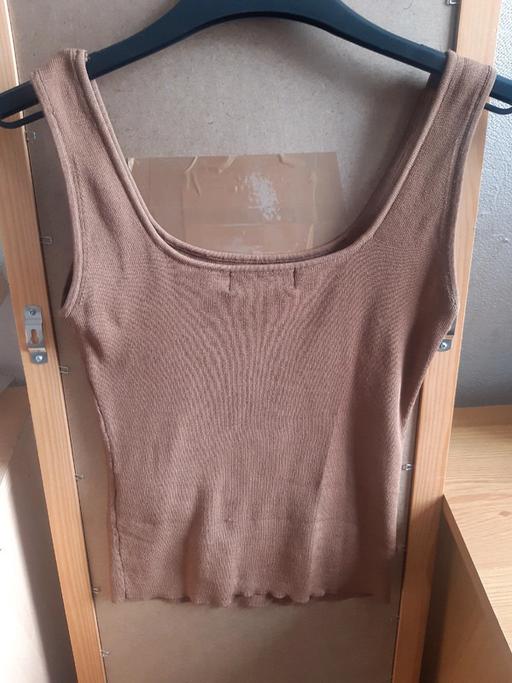 Buy & Sell Central London Charing Cross - Central London - Photos for H&M Brown Ribbed Vest Top - Size S