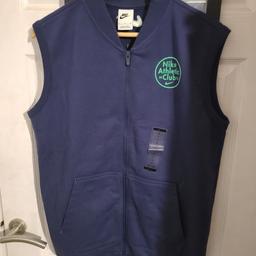 Mens Nike Zip up Vest
Size small 
Blue  
Brand new 
Genuine