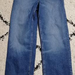 Hier eine schöne Herren Jeans, Neu mit Etikett, in Größe W30L30 von Asos Design in Blau. Versand mit DHL Päckchen S 3,99 €.