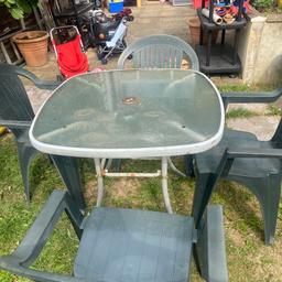 4 chair & glass table very hood condition
