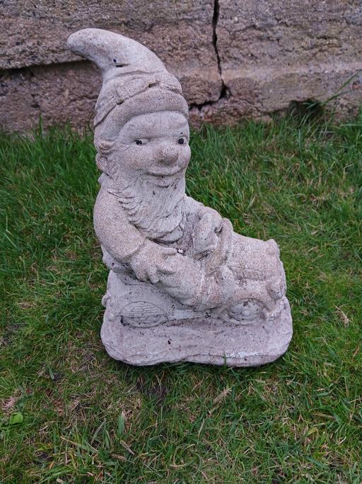 Buy & Sell Bexley Welling - Bexley - Photos for Garden Gnome in a car