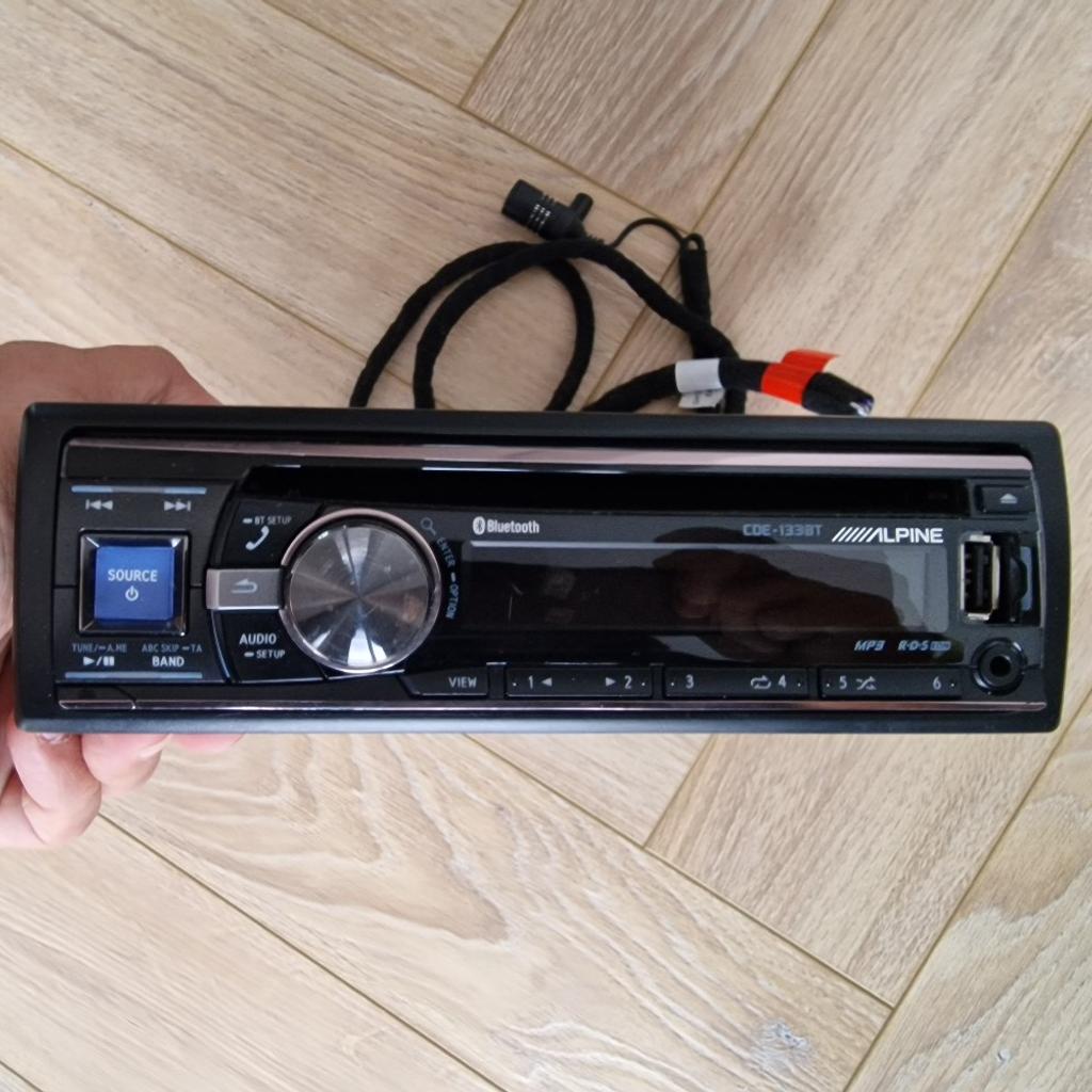ALPINE CDE 133BT SINGLE DIN STEREO

BLUETOOTH, USB, AUX AND CD

INLCUDES ISO LEADS, SURROUND AND CAGE

TESTED AND FULLY WORKING

GRAB A BARGAIN

PRICED TO SELL

COLLECTION FROM KINGS HEATH B14  OR CAN DELIVER LOCALLY

CALL ME ON 07966629612

CHECK MY OTHER ITEMS FOR SALE, SUBS, AMPS, STEREOS, TWEETERS, SPEAKERS - 4 INCH, 5.25 AND 6.5 INCH SPEAKERS
