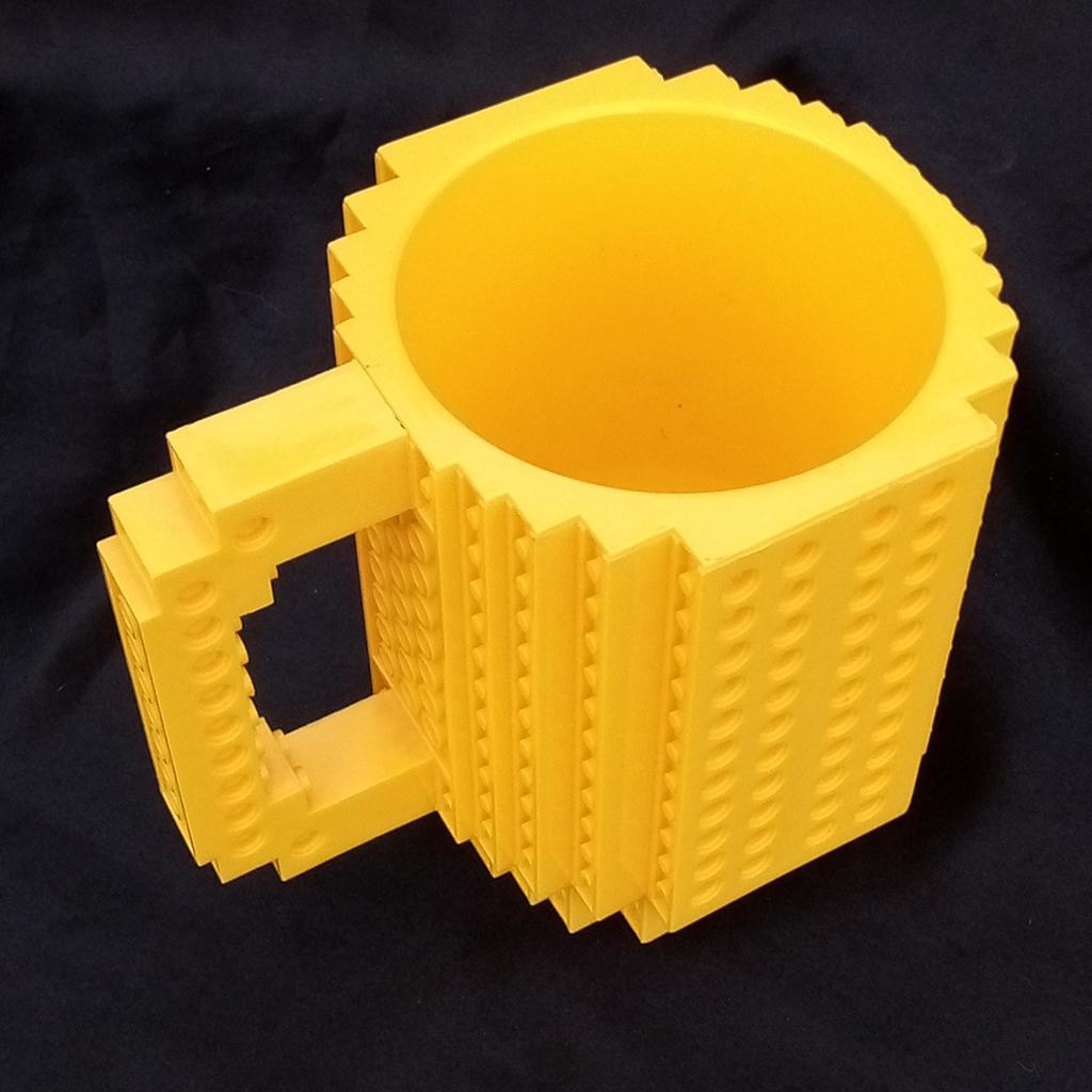 Plastic Lego mug- make unique designs, especially in a boring meeting.

Build-on Brick Mug,Novelty Creative Compatible with Lego DIY Building Blocks Coffee Cup,Fun Mugs,Unique Puzzle Mug

Any low offers will be ignored or links being sent.

Local collection preferred from a safe spot, Tesco Express Tulketh Mill PR2 2BT. Protects both seller & buyer.

Full payment by PayPal incl fees.

I don't do bank transfers or Western Union.

Humblest of apologies.