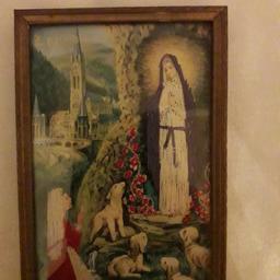 Verkaufe Lourdes Bild, mit altem Messingrahmen, zum Aufhängen oder Aufstellen geeignet, 15 cm hoch, 10 cm breit, sehr guter Zustand.