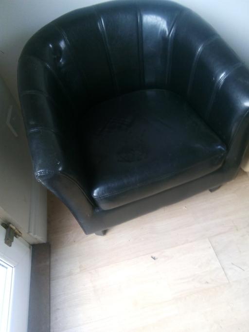 Buy & Sell Essex Tendring - Photos for black bucket arm chair