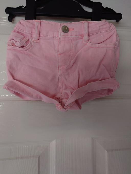 Buy & Sell Leicestershire Charnwood - Photos for Girls pink denim shorts size 2-3 years