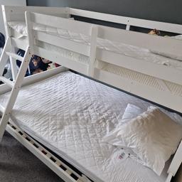Tripple sleeper bunk bed bought in March this year comes without mattress paid £280 only wanting £160 comes from a clean home