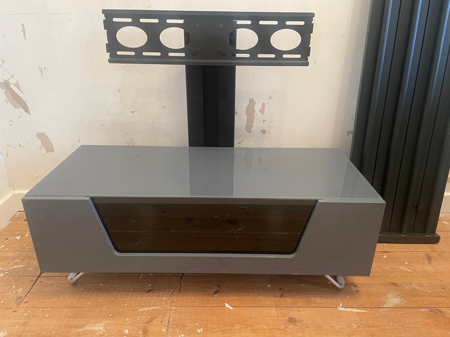 Tv unit in TS7 Middlesbrough for £50.00 for sale Shpock
