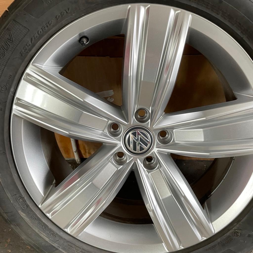 Vw Tiguan alloy and tyres mint condition Hankook tyres 235/50 R 19